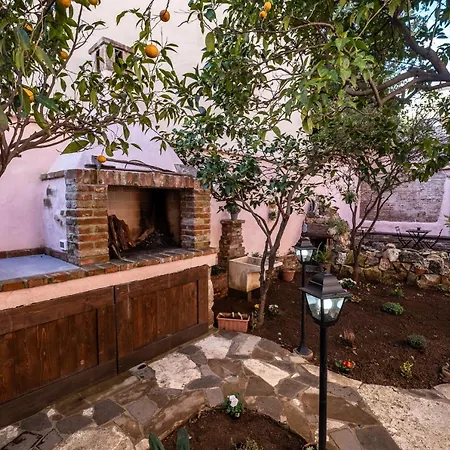 بيت ضيافة Il Rifugio Dei Minatori 3*