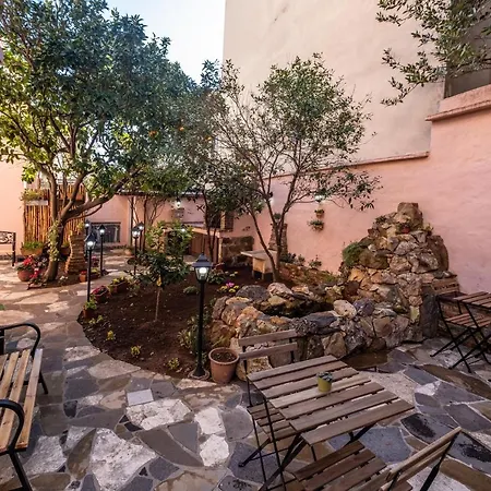 Il Rifugio Dei Minatori 3* إيغليزياس