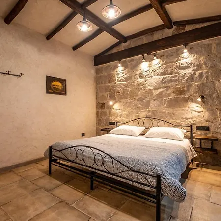 Il Rifugio Dei Minatori 3* Iglesias